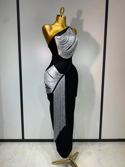 Women Sexy Slanted Collar Silver Tassel Bandage Dress Women Black Sleeveless Bodycon Dresses Evening Party Club Birthday Gowns
