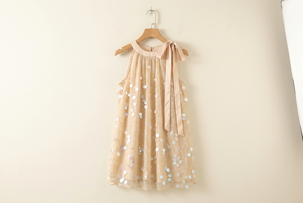 Sequin Shift Dresses for Dinner: Keep the Waist Uncinched
