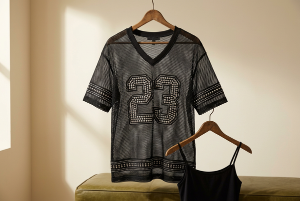 Mesh Number Tees for a Night Out: Plan the Base Before the Boots