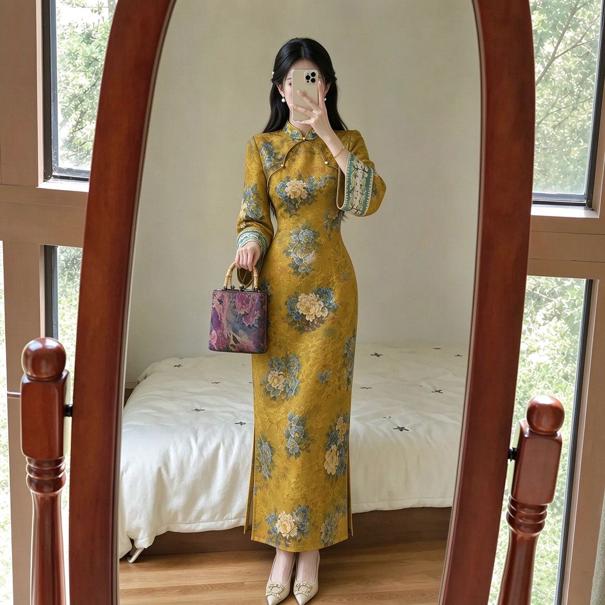 Autumn and Winter Dress with Thick Inverted Sleeves Knitted Retro Jacquard, Chinese Style High-end Embroidery, Improved Cheongsam Dress