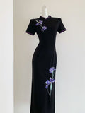 Black Retro Modified Short Sleeved Cheongsam Dress Embroidered with Flowers 2026 Slim and Sophisticated Suitable for Daily Wear