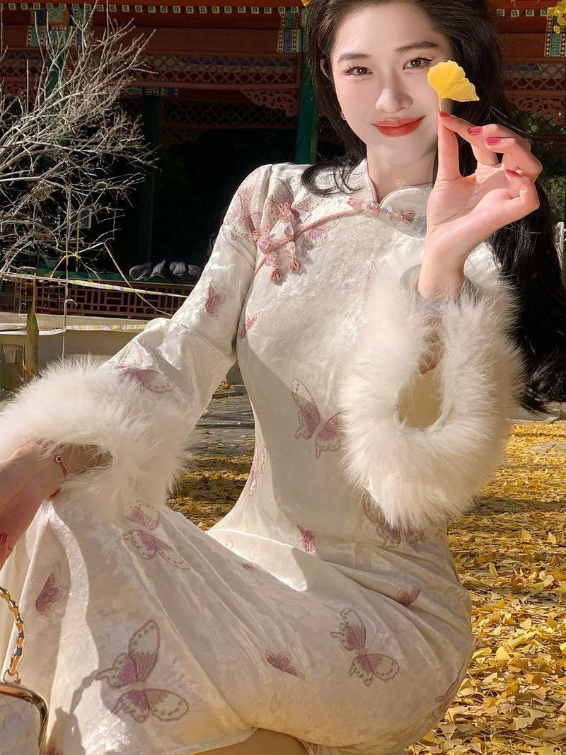 2026 New Chinese Style Pink Butterfly Elegant Temperament Improvement Cheongsam Winter Clothing Splicing Hairy Thick Cheongsam Dress