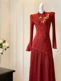 Red Dress Embroidered High-end Engagement Cheongsam Improved Version Fake Two-piece Waist Cinching Temperament Chinese Style Dress Autumn
