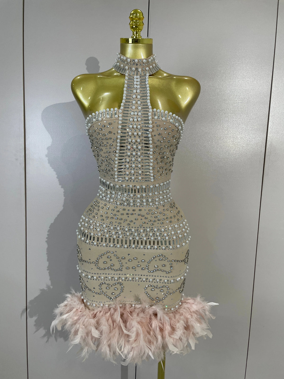 Woman Evening Party Club Cocktail Luxury Birthday Dresses Sparkly Diamonds Pearl Feathers Sleeveless Bodycon Short Bandage Dress