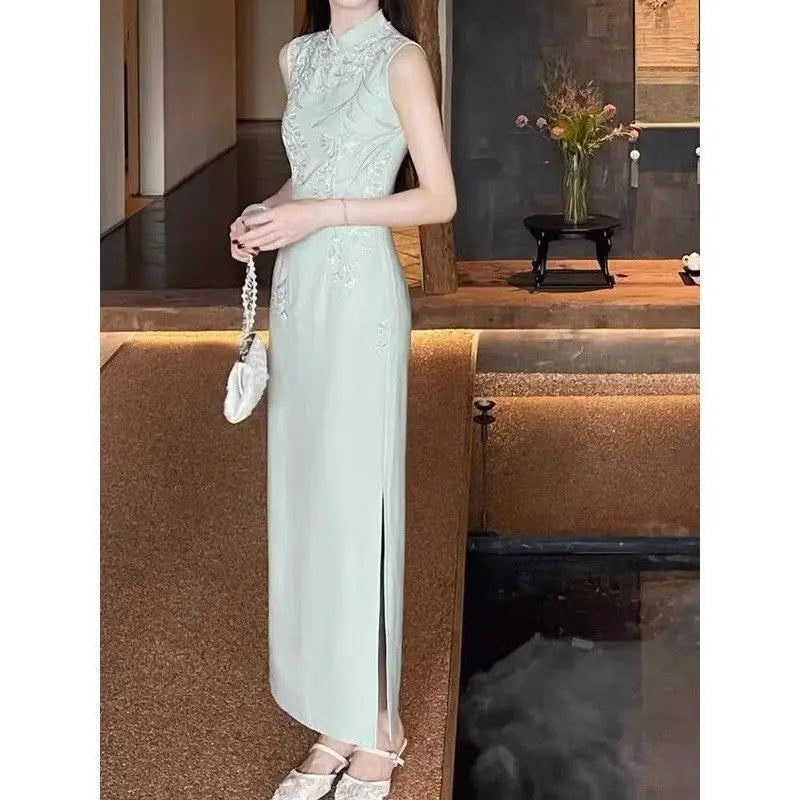 Olive Girl Green Embroidered Qipao for Garden Wedding 2026 Fairycore Photoshoot Everyday Wear S-XXL XS-3XL Plus Size Embroidered Romantic Garden Party Editorial Not Costume Qipao Cheongsam Chinese Dress Chinese Heritage Fashion Women