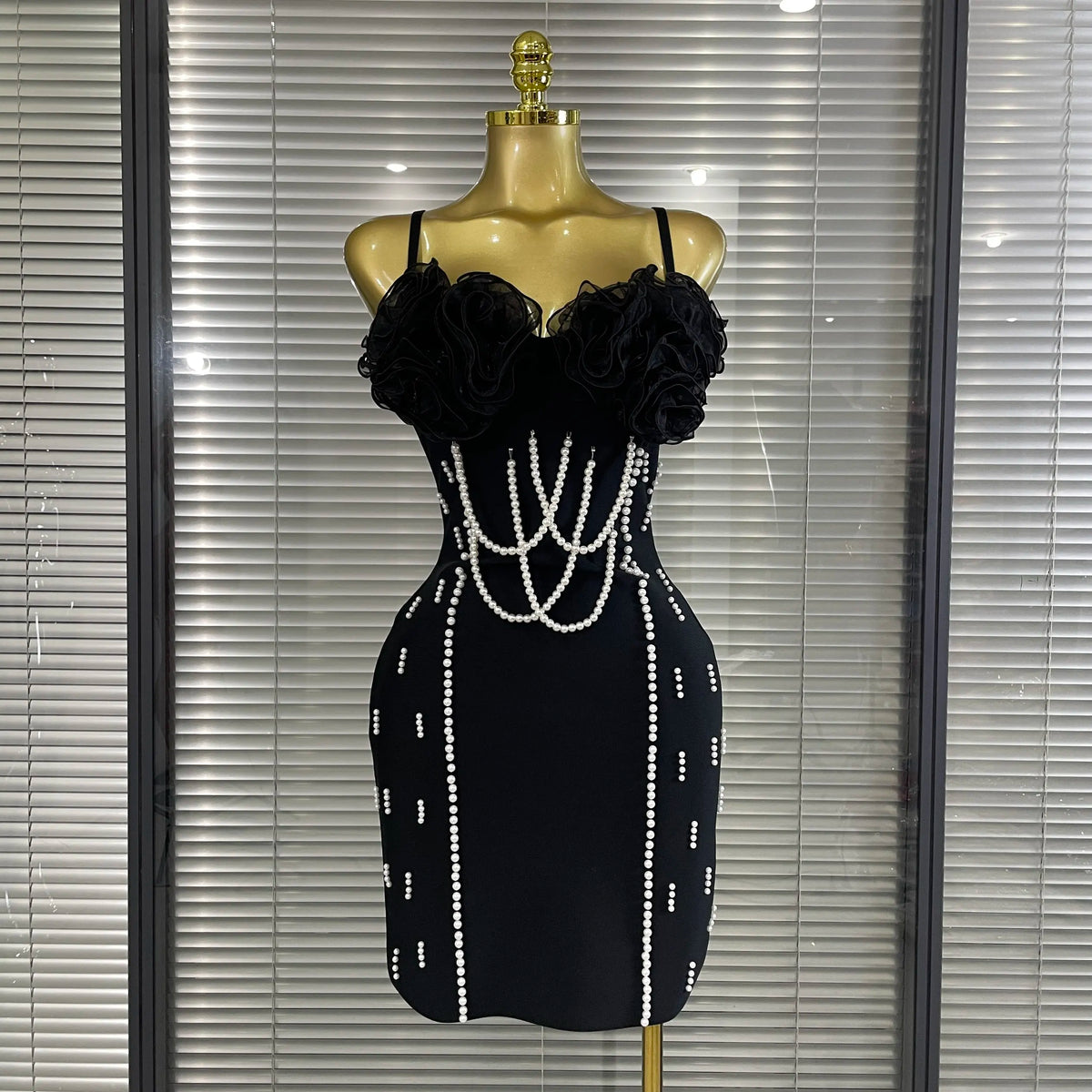 Black Color Women Sexy Strap Pearl Beading Bodycon Mini Bandage Dress Florals Celebrate Nightclub Party Cocktail Outfit