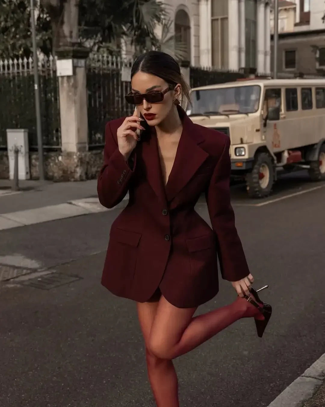 Burgundy Slim Fit Women Blazer Notched Lapel Single Breasted With Pockets Loose Hem Elegant Coat Banquet Outfit Female Clothing