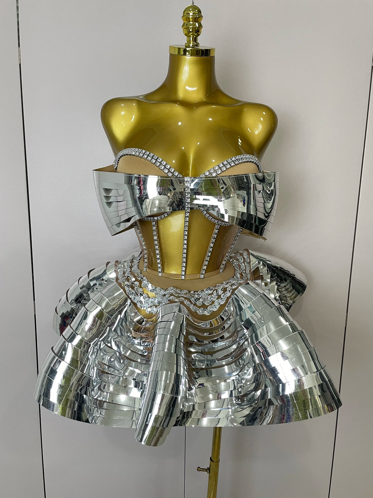 Sexy Stage Performance Costume Two Piece Set Silver Sequins Rhinestone Fancy Outfit Women Backless Shiny Birthday Party Dresses