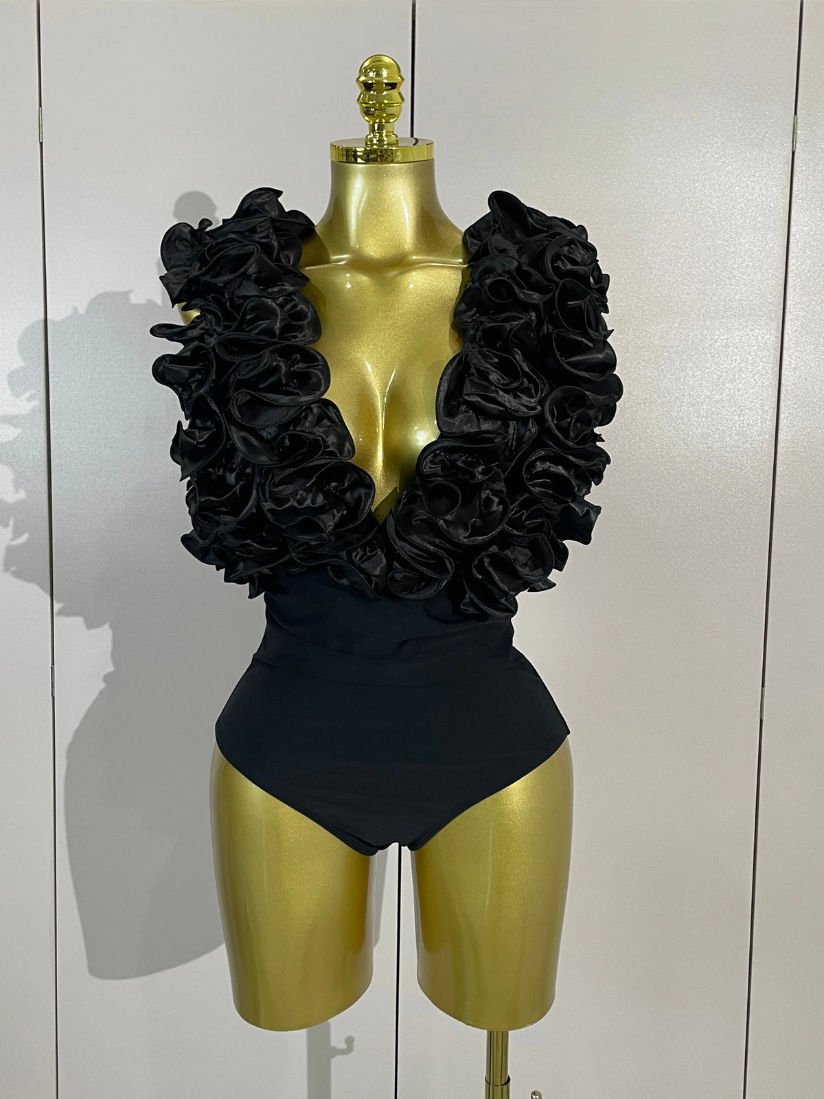 2026 Women Sexy Deep V Ruffle Bodysuit And Irregular Length Skirt Two-piece Set  Sexy Holiday Bikini Swimwear Photo Shoot Wear