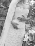 Strapless Lace White Wedding Dress Sleeveless Fitted Mermaid Wedding Gown Elegant Formal Bridal Evening Party Dress