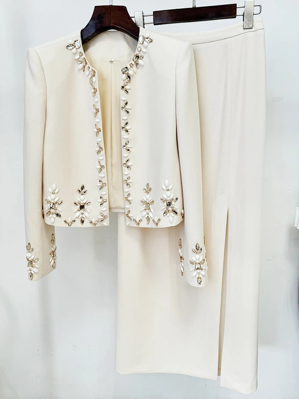 New Arrival Elegant Lady 2 Piece Skirt Set Bead Crystal Suit Long Sleeve Jacket Slim Split Midi Skirt Women 2 Pcs Outfit