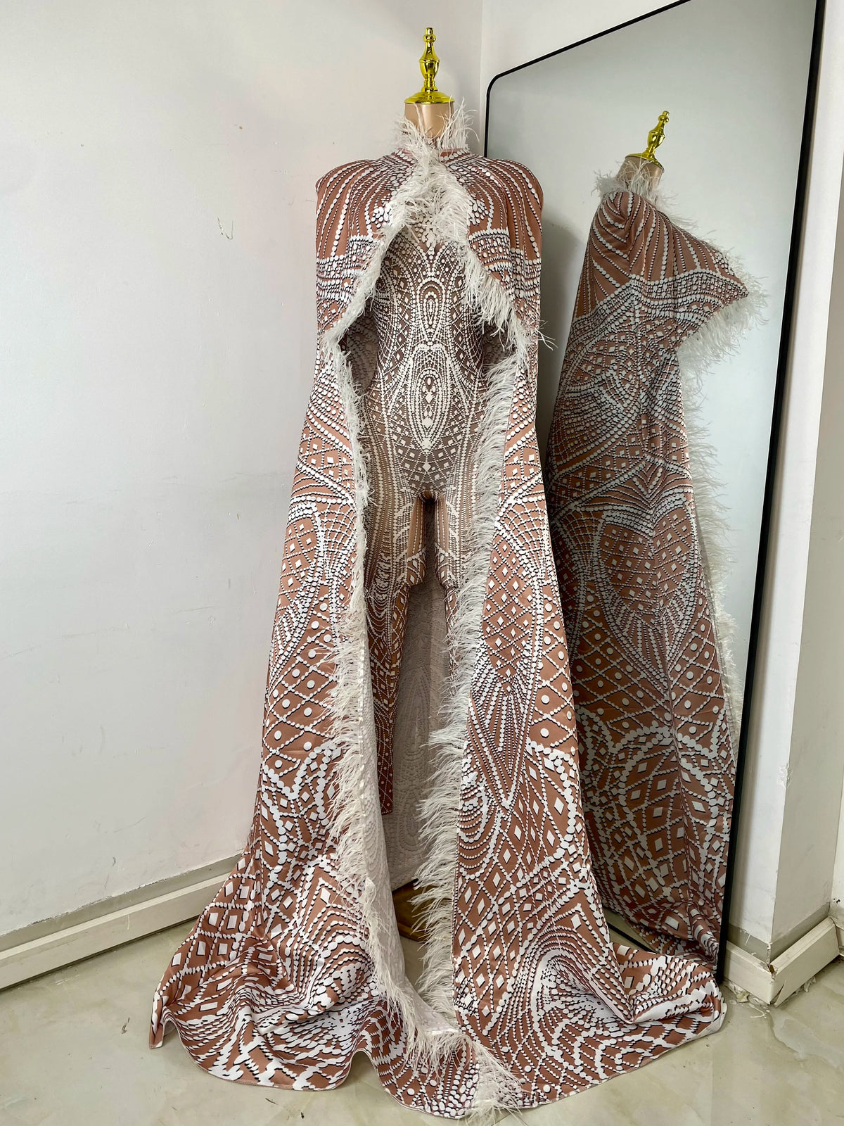 Women Sexy Feather Long Cloak Spandex Luxury Printing Jumpsuit High Strecht Dance Performance Nightclub Stage Glamorous Costume