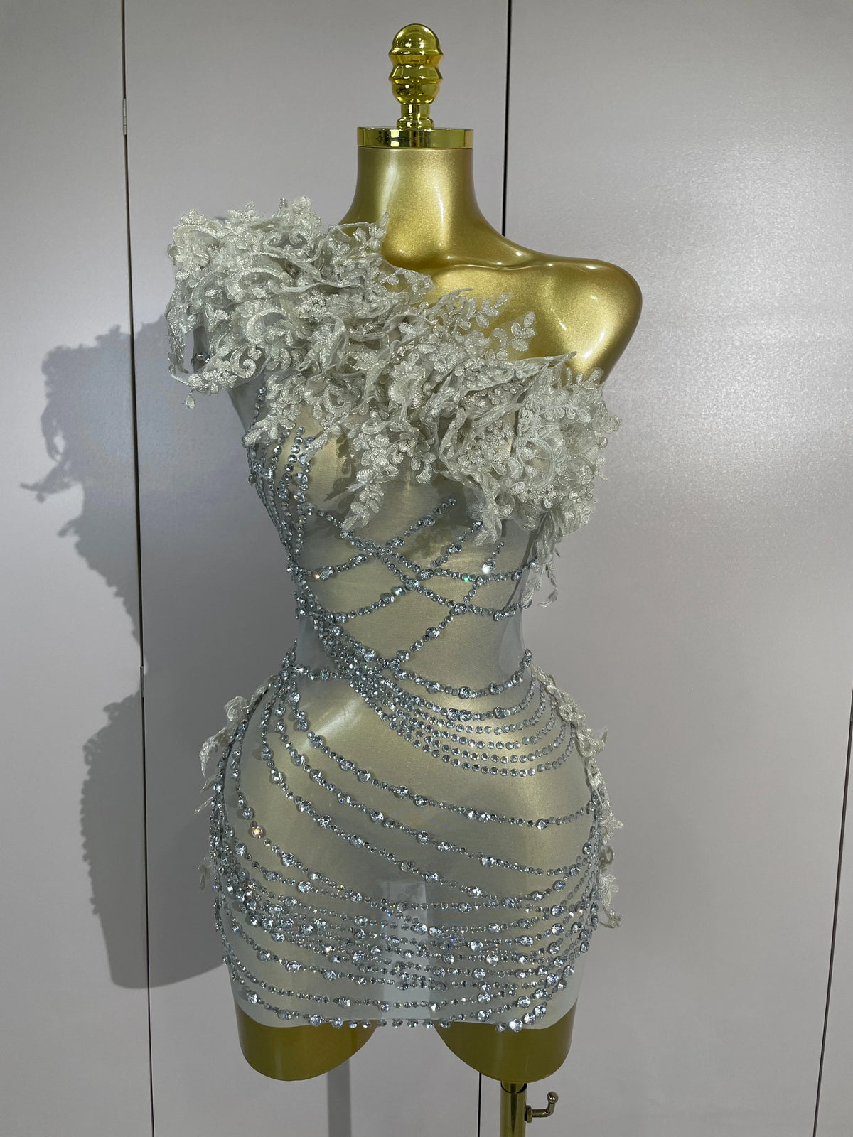 Women Sparkly Rhinestones Birthday PhotoShoot Evening Party Nightclub Stage Wear Sexy One Shoulder Mesh See Through Mini Dress