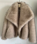 2026 Winter New Fashion Gradient Fluffy Fur Coat Women High Street Luxury Big Fur Collar Faux Fox Fur Jacket Female Overcoats