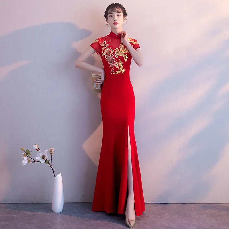 Red Traditional Chinese Style Bride Wedding Dresses Embroidery Cheongsam Gown Robe Party Evening Dress Marry Vestido