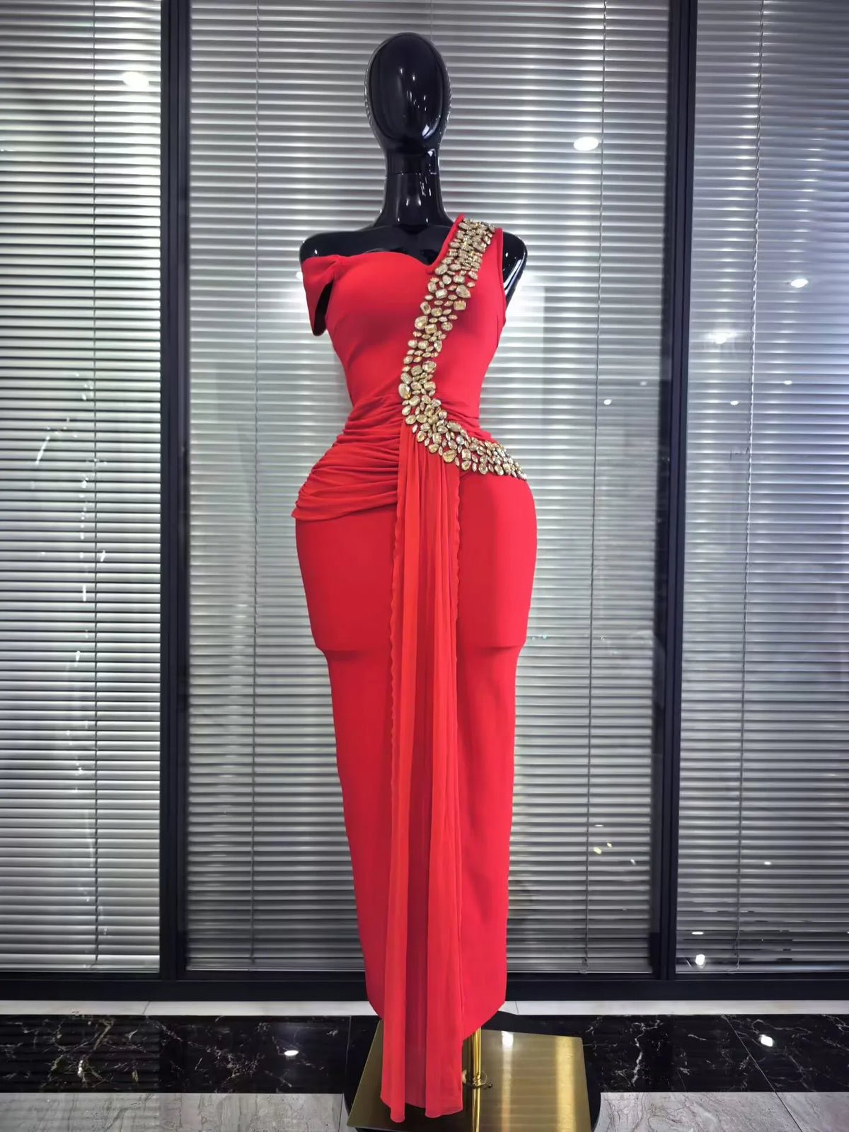 Red Black Women Sexy Off the Shoulder Shining Golden Sequins Bodycon Long Bandage Dress Elegant Evening Party Cocktail Wear