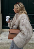 Iconic Street Fashion Week Luxury Brand Gardient Cropped Faux Fur Coat Women Winter 2026 Hot Cool Girls Fluffy Short Fur Jacket
