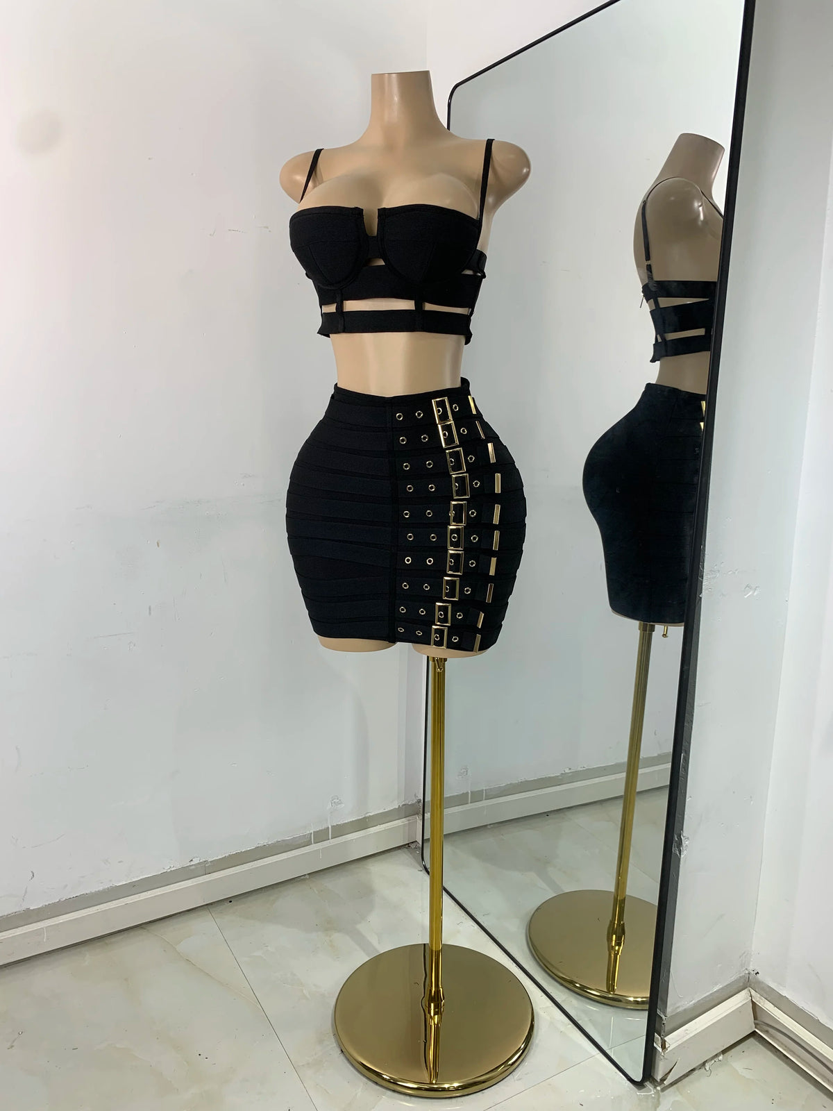 White Two Pieces Dress Set Women Sexy Square Collar Sleeveless Design Crop Top Short Skirt Suit Nightclub Birthday Clothing