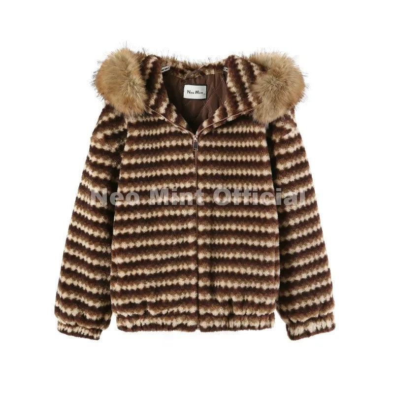 2026 Winter Hooded Striped Teddy Fur Coat Women Brand Street Fashion Girls Oversized Faux Lamb Fur Jacket Warm Overcoat