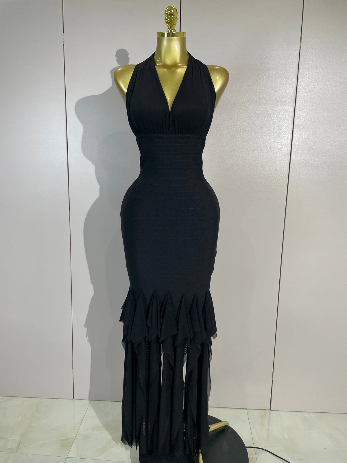 Women Evening Party Prom Gown Birthday Club Dress Sexy Backless Halter Neck Sleeveless Ruffles Pacthwork Bodycon Bandage Dress