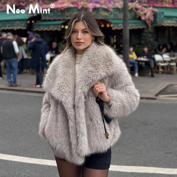 2026 Winter New Fashion Gradient Fluffy Fur Coat Women High Street Luxury Big Fur Collar Faux Fox Fur Jacket Female Overcoats
