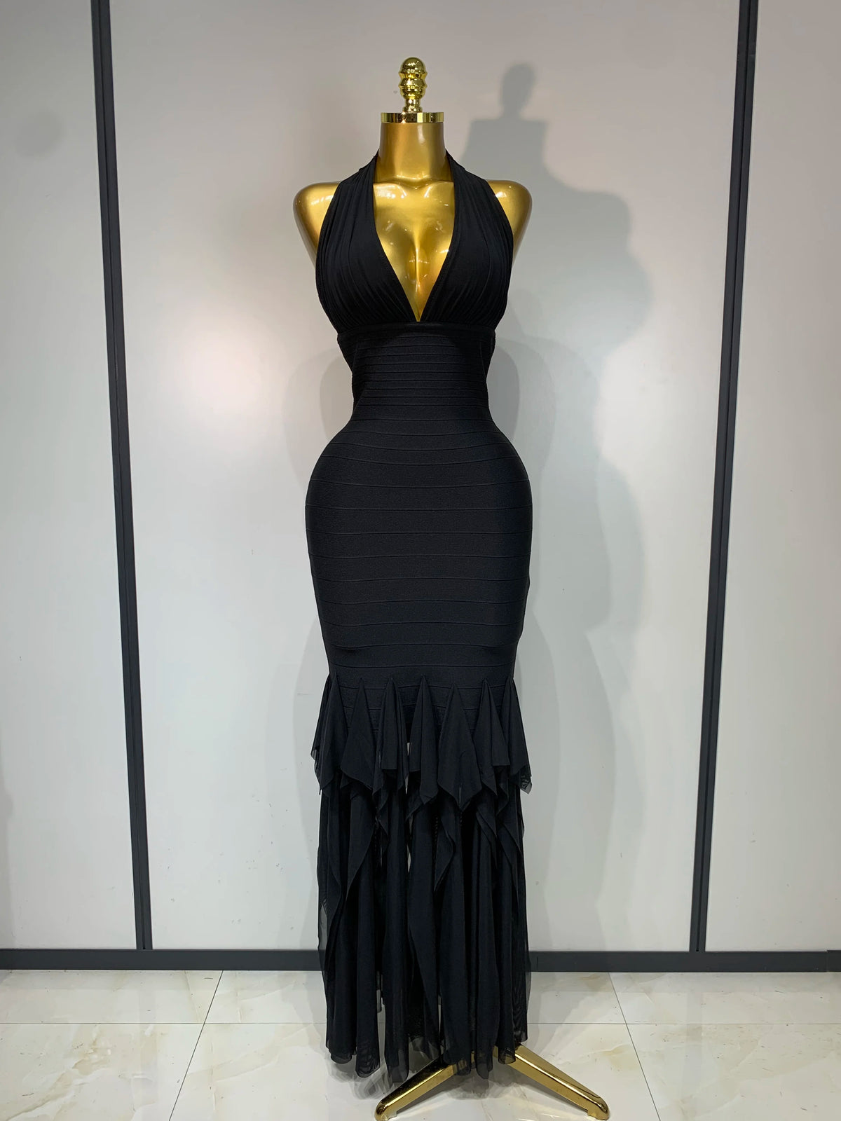 Women Sexy Halter Neck Ruffles Pacthwork Bandage Dress Black Sleeveless Backless Bodycon Dresses Evening Party Birthday Gown