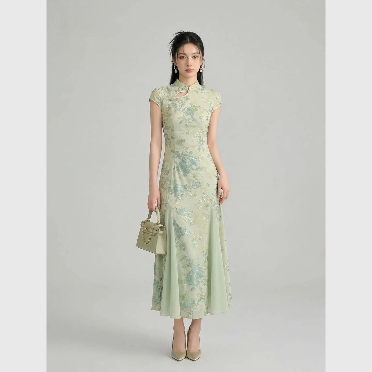 Olive Girl Dramatic Qipao for Ren Faire 2026 Garden Wedding Fairycore Photoshoot S-XXL XS-3XL Plus Size Dramatic Silhouette Romantic Editorial Not Costume Ren Faire Dress Qipao Cheongsam Chinese Dress Chinese Heritage Fashion Women