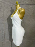 Neck-length V-neck Bandaged Halter Dress with A Fitted Bottom Hem  Sleeveless Form-fitting Cocktail Dress for Formal Parties