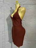 Neck-length V-neck Bandaged Halter Dress with A Fitted Bottom Hem  Sleeveless Form-fitting Cocktail Dress for Formal Parties