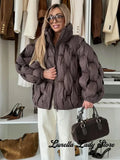 Women Casual Short Padded Puffer Coat Stand Collar Zipper Closure Elastic Cuff Quilted Loose Jacket 2026 Winter Street Outerwear