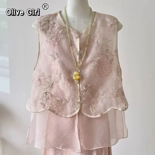 Olive Girl Pink Embroidered Embroidered Top for Garden Wedding 2026 Fairycore Photoshoot Everyday Wear S-XL XS-3XL Plus Size Embroidered Romantic Garden Party Editorial Not Costume Embroidered Top Chinese Top Blouse Chinese Heritage Fashion Women