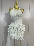 Luxury Rhinestone Sexy Halter Feather White Mini Dress Celebrate Evening Party Birthday Dress Stage Performance Dance Costume