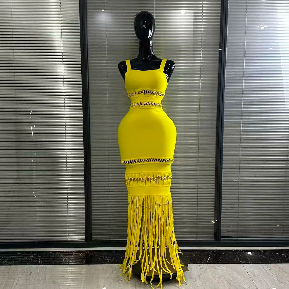 Wedding Reception Gala Customized Glamorous Opulent Mermaid Halter Prom Dresses Gala with Appliques Sleeveless Rhinestones