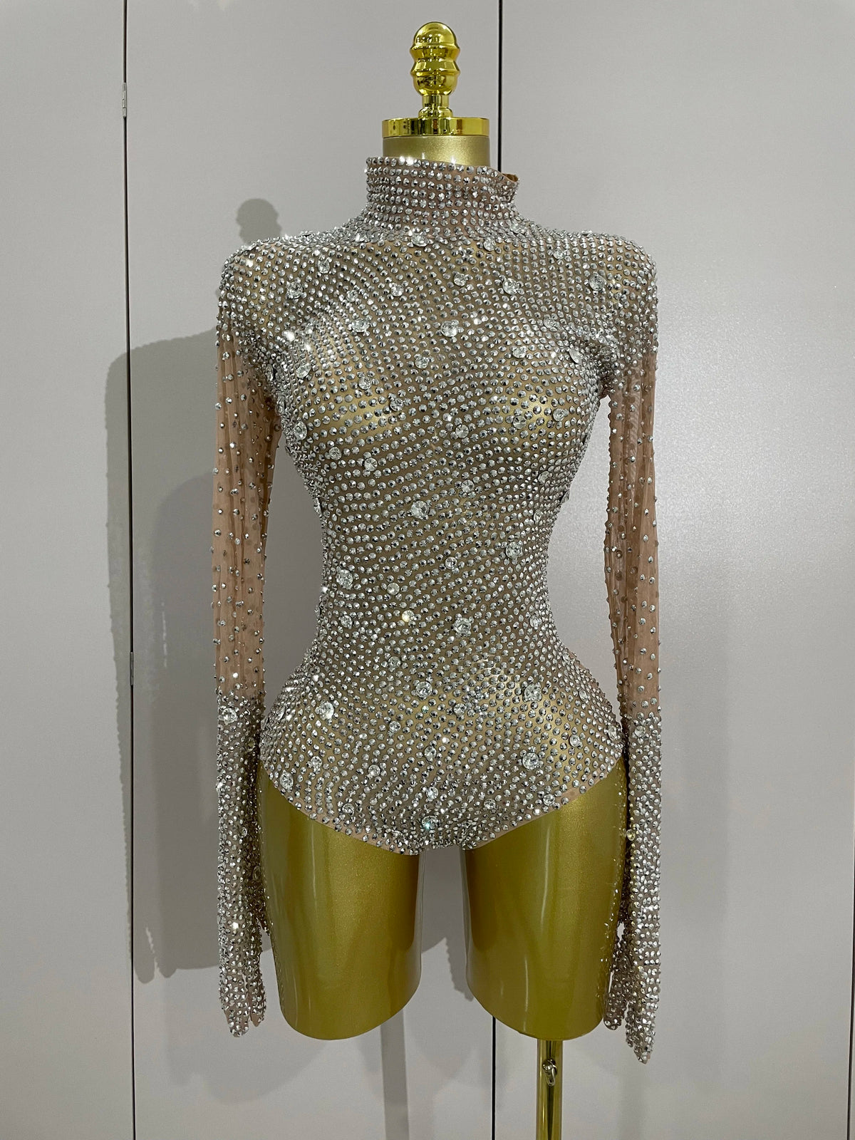 2026 Sparkle Rhinestones Long Sleeve Gloves Stretch Bodysuits Women Evening Luxury Birthday Party Sexy Nightclub Stage Costumes