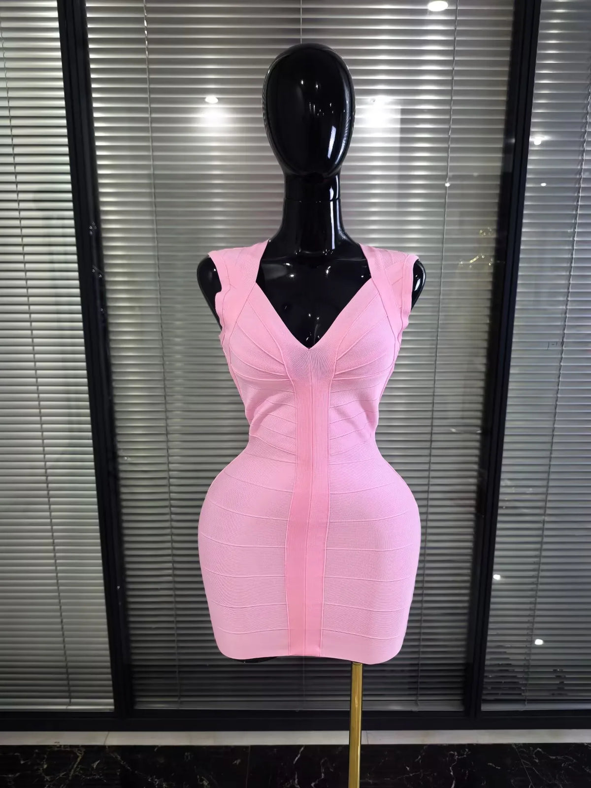Pink Winered Women Sleeveless Sexy V-Neck Bodycon Mini Bandage Dress Celebrate Nightclub Party Fashion Homecoming Outfit