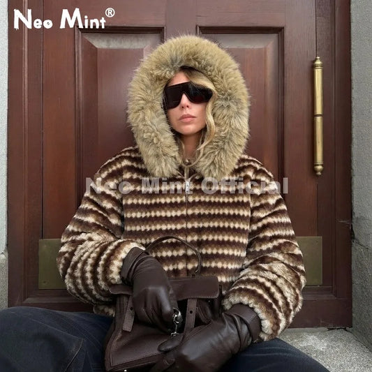 2026 Winter Hooded Striped Teddy Fur Coat Women Brand Street Fashion Girls Oversized Faux Lamb Fur Jacket Warm Overcoat