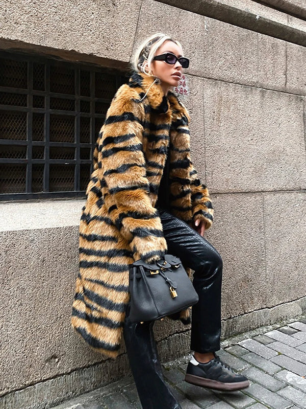 Women Tiger Striped Faux Fur Long Coat Lapel Fluffy Plush Luxury Oversized Overcoat With Side Pockets Winter Warm Outerwear 2026