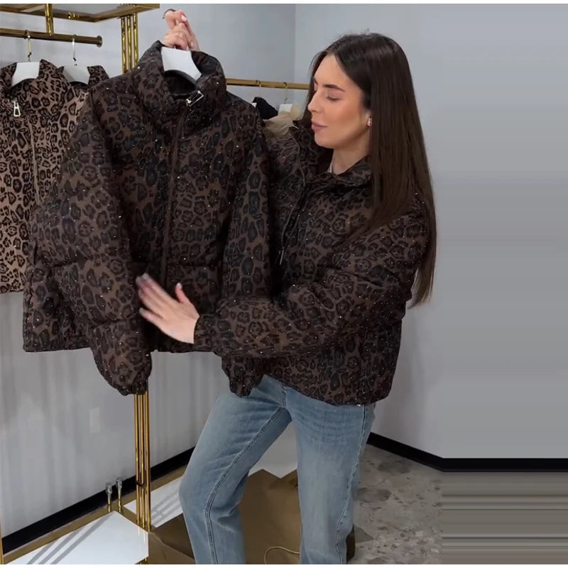 Women Leopard Print Puffer Jacket Stand Collar Zip‑Up Drawstring Hem Loose Short Warm Winter Padded Side Pockets Coat Outerwear