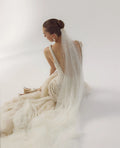 Customized White Mermaid Wedding Dresses Elegant Square Collar Sleeveless Bridal Gowns Zip Back Court Train Wedding Gowns