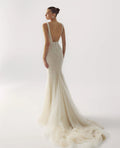 Customized White Mermaid Wedding Dresses Elegant Square Collar Sleeveless Bridal Gowns Zip Back Court Train Wedding Gowns
