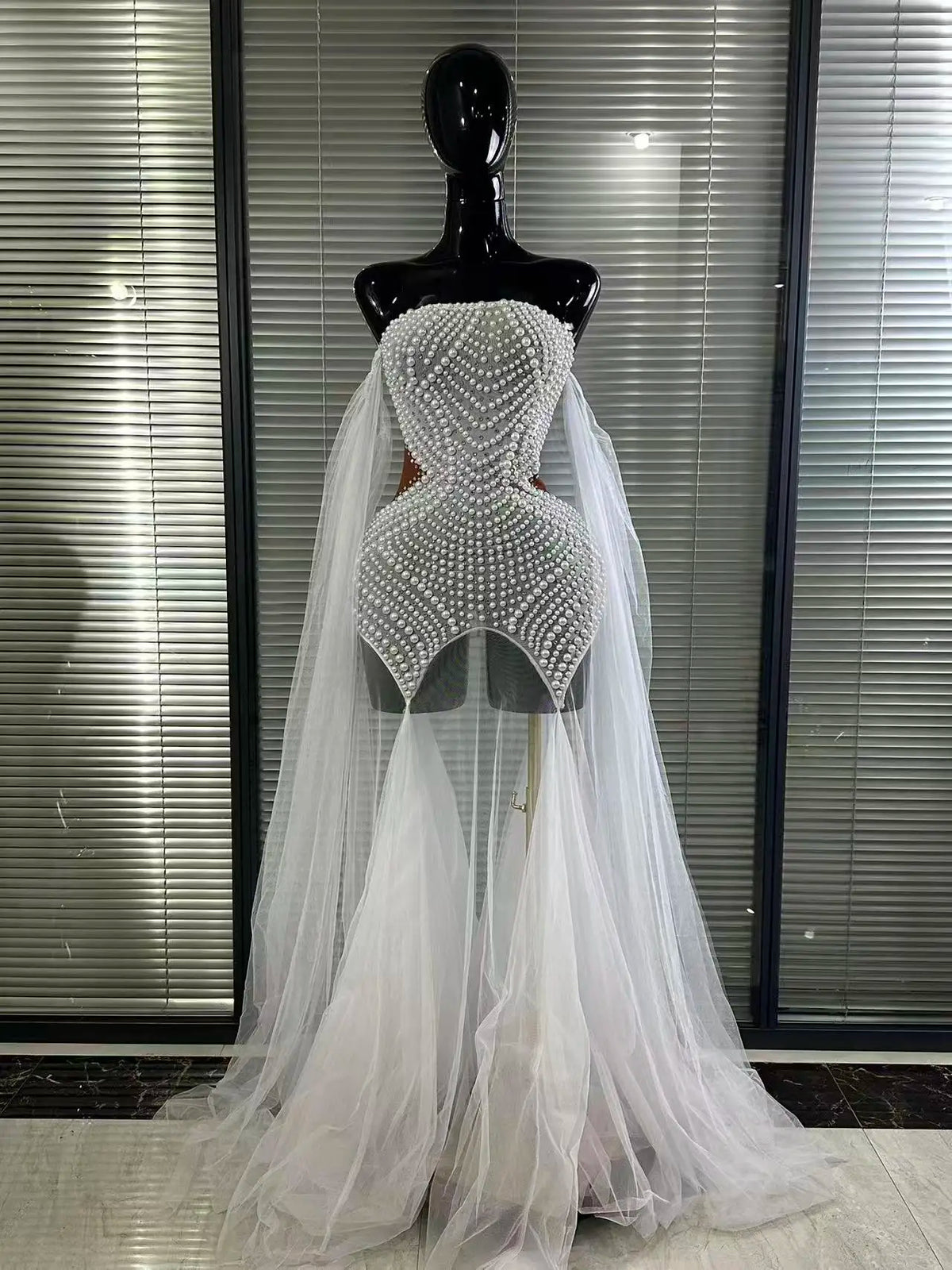 Luxury White Pearl Long Dress Wedding Birthday Drag Queen Photoshoot Dress Women Backless Mesh Sexy Dress Singer Stage Wear
