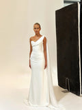 Customized White One Shoulder Wedding Dresses Sleeveless Floor-Length Bridal Gowns Elegant Mermaid Satin Wedding Gowns