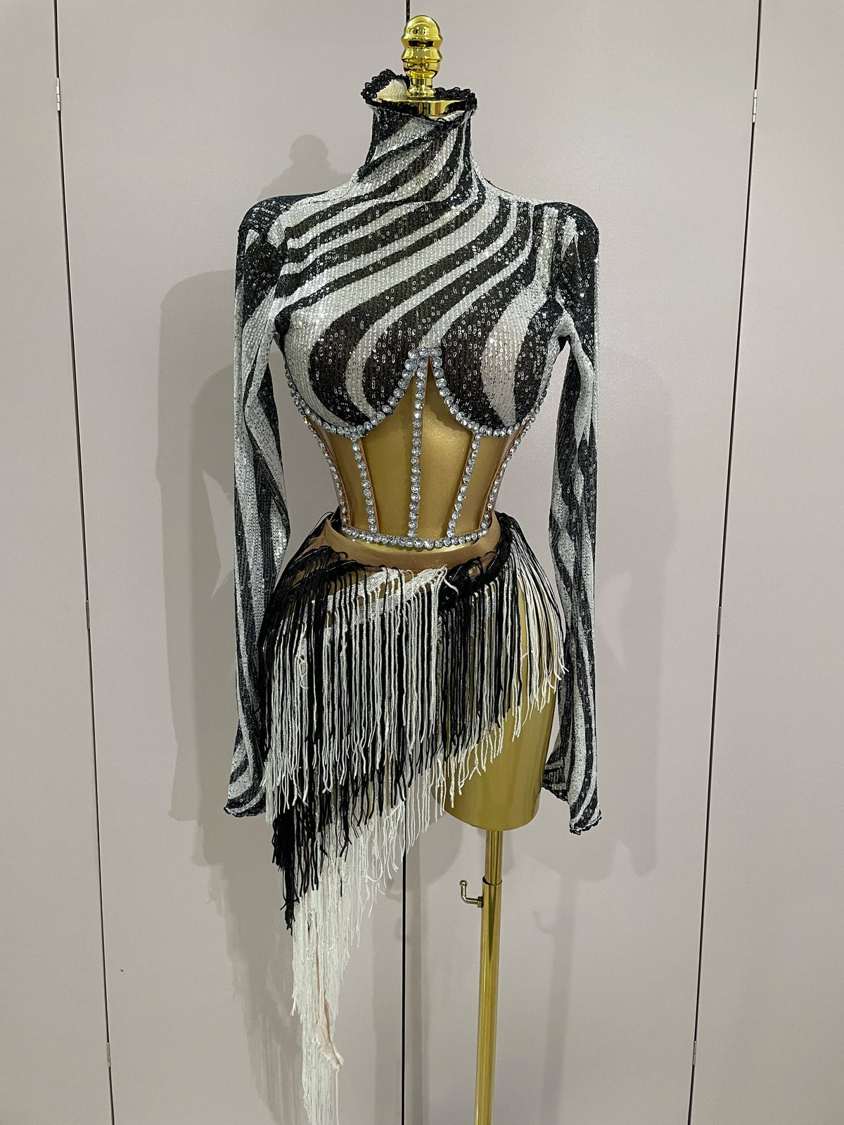 New Shiny Diamond Sequin Tassels Sexy Mesh Long Sleeved Two Piece Set Women Evening Birthday Party Nightclub Stage Costume