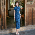 Purple New Chinese Long Cheongsam Improvement for Young New Women Retro slim fit waist cinching short sleeved Qipao