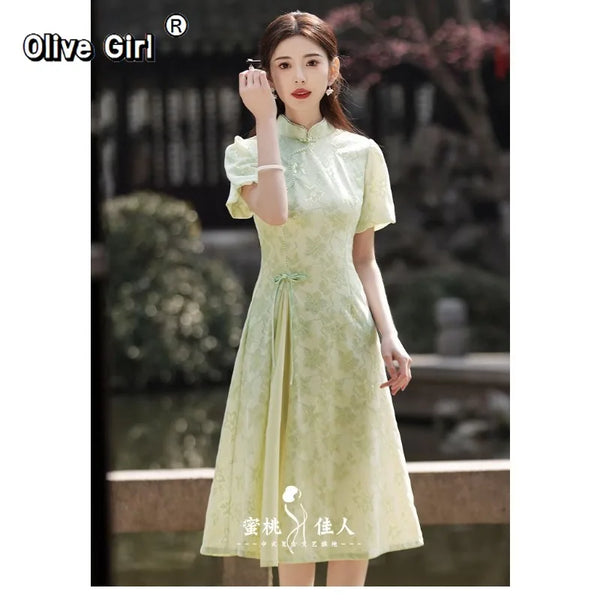 Olive Girl Green Dramatic Qipao for Ren Faire 2026 Garden Wedding Fairycore Photoshoot Everyday Wear S-XXL XS-3XL Plus Size Dramatic Silhouette Romantic Cottagecore Garden Party Editorial Not Costume Chinese Heritage Fashion Women