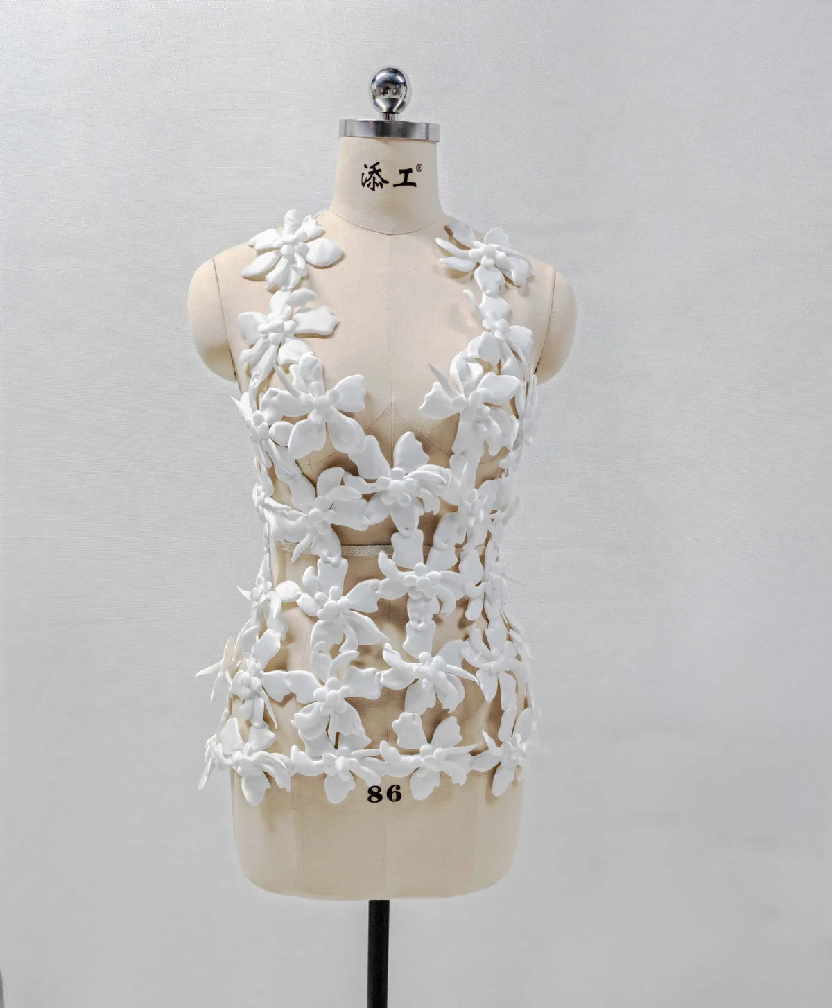 New Fashion White Color Women Sexy Halter Hollow Out Bodycon Mini Dress Backless Fashion Nightclub Party Vacation Wear