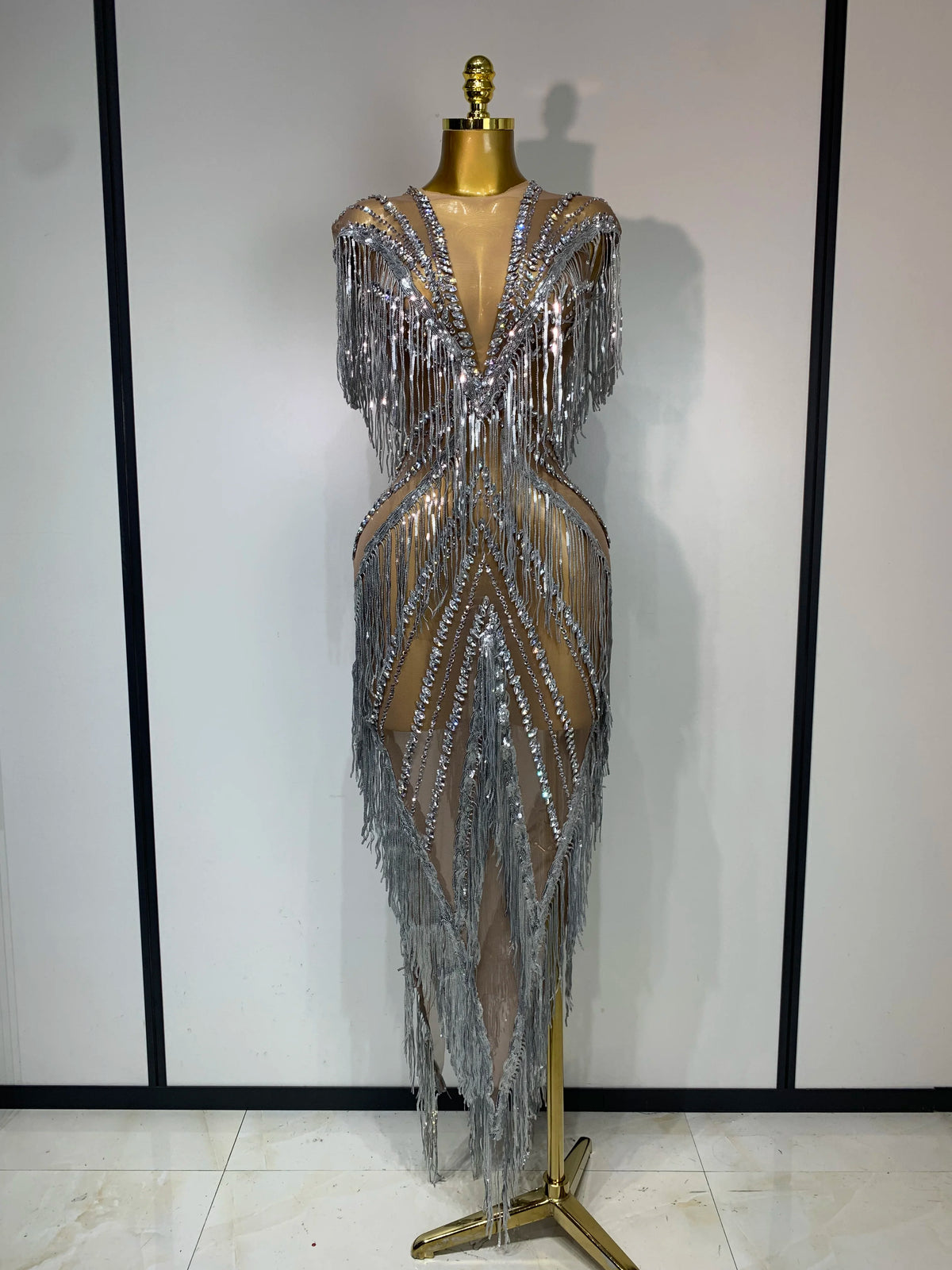 Luxury Sparkly Diamonds Tassels Sexy Mesh See Through Dress Women Evening Birthday Party Nightclub Bar Singer Stage Costumes