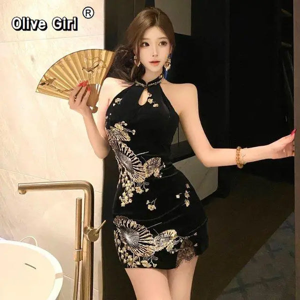 Olive Girl Dramatic Qipao for Ren Faire 2026 Garden Wedding Fairycore Photoshoot S-L XS-3XL Plus Size Dramatic Silhouette Romantic Editorial Not Costume Qipao Cheongsam Chinese Dress Chinese Heritage Fashion Women