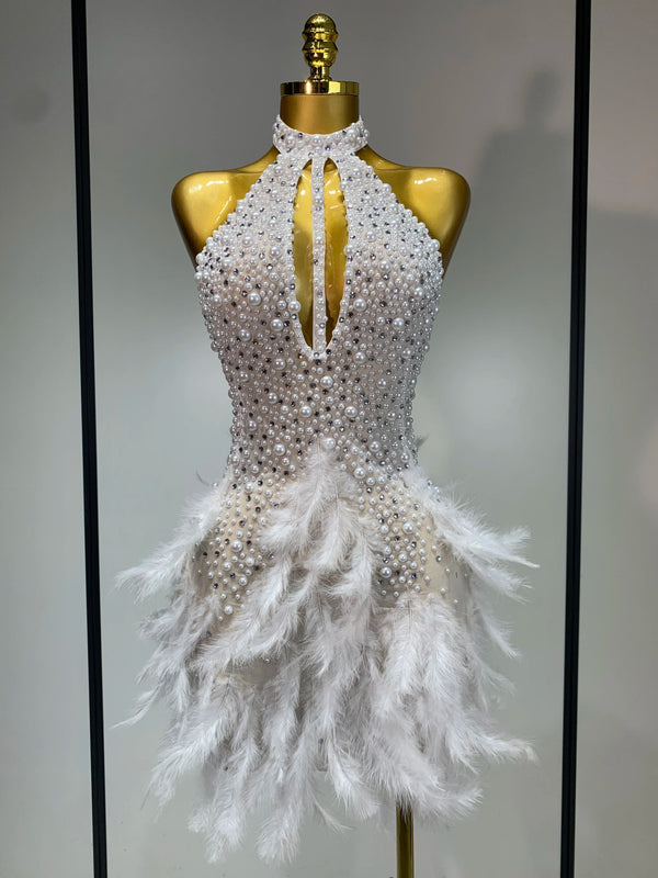 Sexy Halter Backless Feather Pearl Short Party Dress Women Luxury Rhinestone Celebrate Birthday Outfit Performance Dance Costume