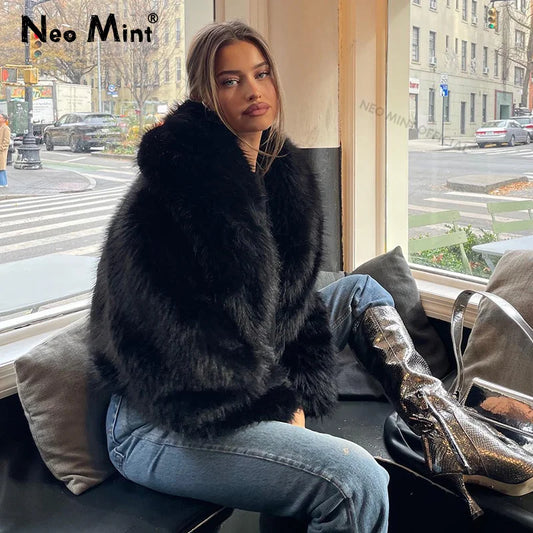 Street Fashion Shawl Collar Faux Fox Fur Coat Women 2024 Winter Cool Girls Black Short Fur Jacket Vintage Chic Overcoat